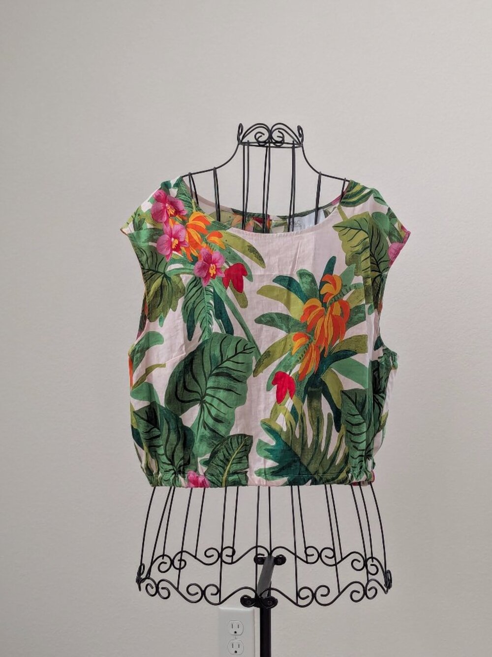 NWT C&C California Tropical Linen Blend Crop Top XL